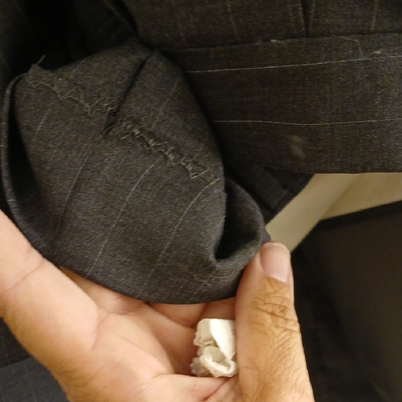 Oscar de la Renta Charcoal Pinstripe Suit Jacket And Pants - Picture 13 of 14